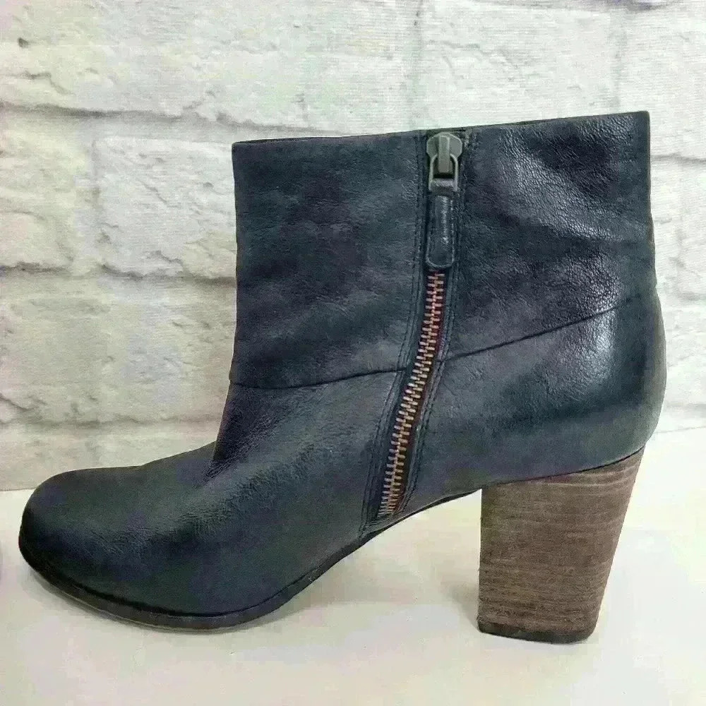 Cole Haan Cassidy Black Leather Bootie Sz 8.5 - Picture 11 of 16